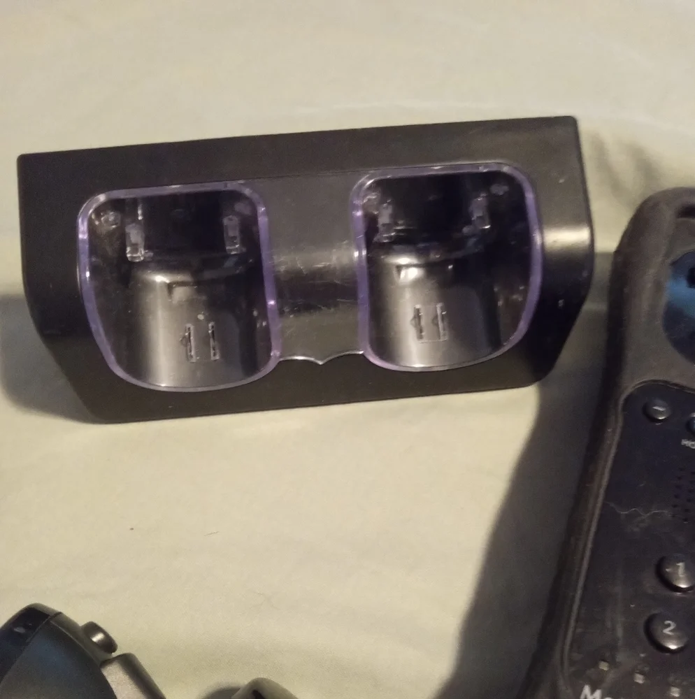 WII Console System - Picture 5 of 6